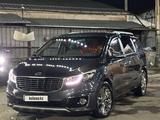 Kia Carnival 2015 года за 7 950 000 тг. в Алматы – фото 3