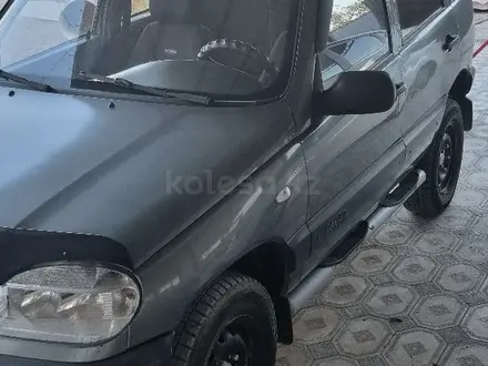 Chevrolet Niva 2004 года за 1 800 000 тг. в Шиели