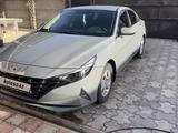 Hyundai Elantra 2021 года за 10 700 000 тг. в Алматы – фото 2
