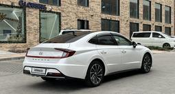 Hyundai Sonata 2022 года за 13 200 000 тг. в Алматы – фото 5