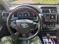 Toyota Camry 2012 года за 10 000 000 тг. в Уральск – фото 14