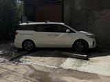 Kia Carnival 2019 года за 13 500 000 тг. в Шымкент – фото 2