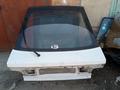 Дверь багажника mitsubishi galant 6 за 10 000 тг. в Усть-Каменогорск