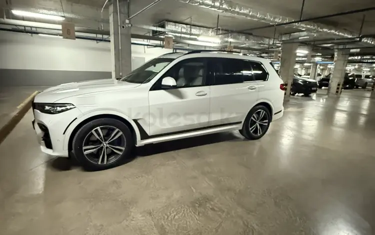 BMW X7 2019 года за 29 500 000 тг. в Астана