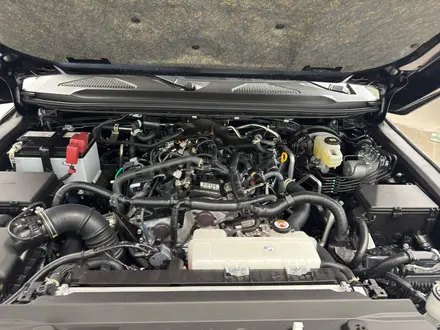 Toyota Land Cruiser Prado 2025 года за 43 500 000 тг. в Алматы – фото 19