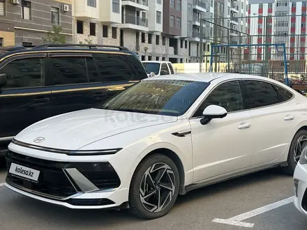 Hyundai Sonata 2023 года за 13 200 000 тг. в Актау – фото 5