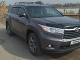 Toyota Highlander 2015 года за 17 300 000 тг. в Алматы – фото 2