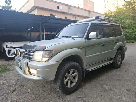 Toyota Land Cruiser Prado 1998 года за 7 580 000 тг. в Алматы – фото 2