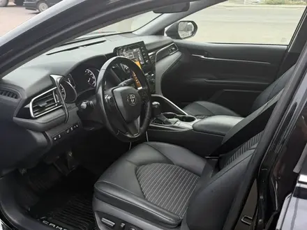 Toyota Camry 2022 года за 11 000 000 тг. в Алматы – фото 5