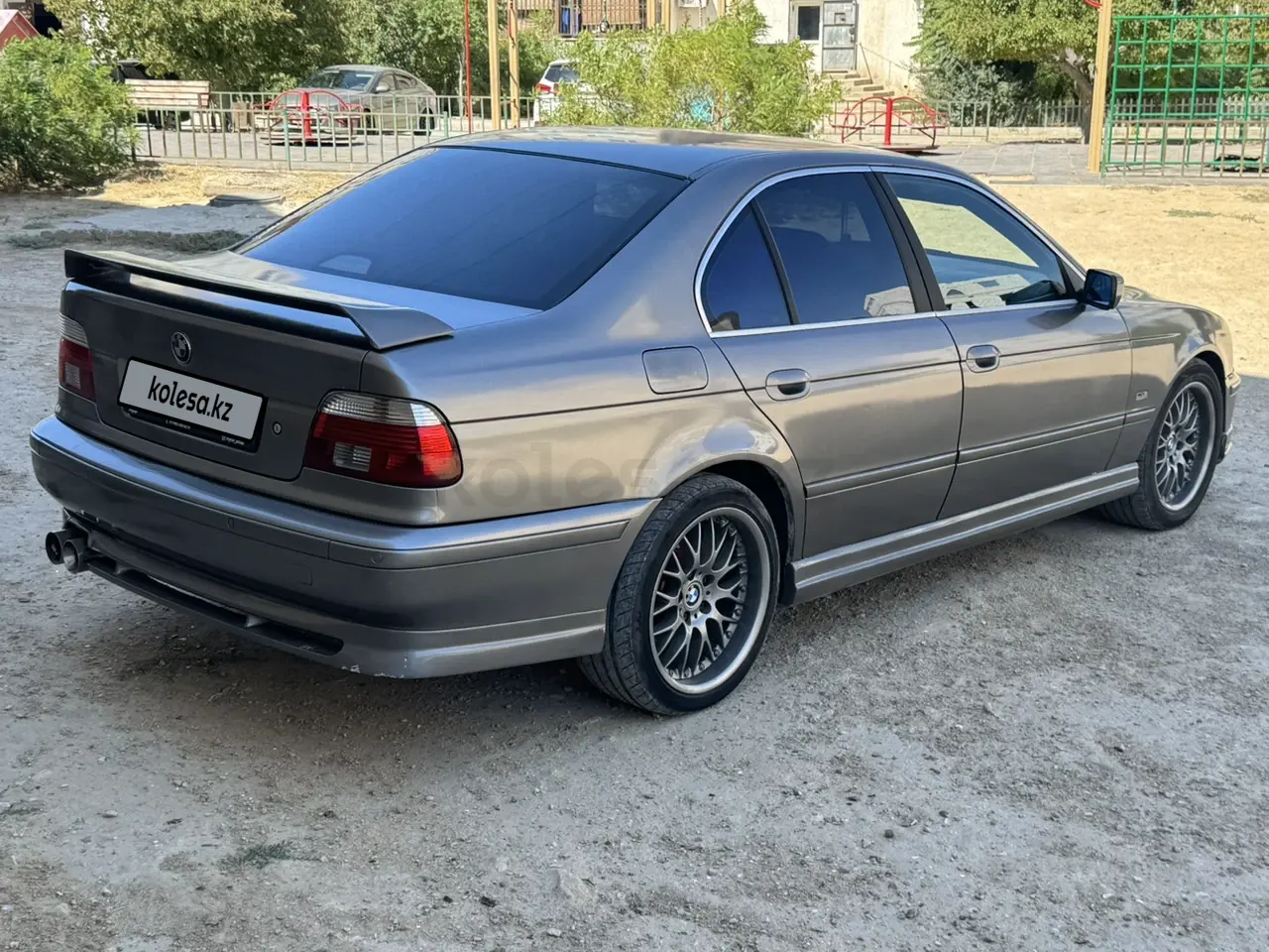 BMW 5 Series, 2002
