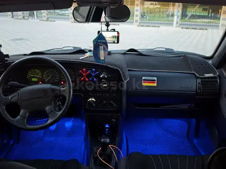 Volkswagen Passat 1995 года за 1 500 000 тг. в Павлодар – фото 2