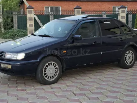 Volkswagen Passat 1995 года за 1 500 000 тг. в Павлодар – фото 24