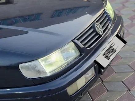 Volkswagen Passat 1995 года за 1 500 000 тг. в Павлодар – фото 4