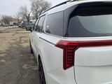 Kia Carnival 2024 года за 31 000 000 тг. в Уральск – фото 4