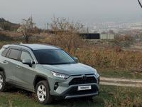 Toyota RAV4 2020 года за 15 000 000 тг. в Алматы