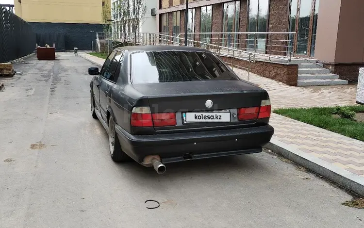 BMW 520 1993 года за 1 350 000 тг. в Алматы