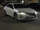 Lexus ES 250 2020 года за 18 000 000 тг. в Алматы – фото 3