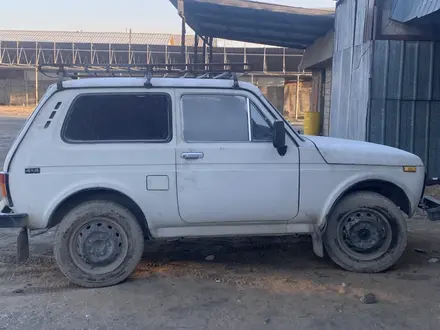 ВАЗ (Lada) Lada 2121 1997 года за 1 100 000 тг. в Алматы – фото 4