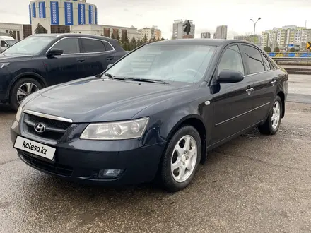 Hyundai Sonata 2007 года за 4 200 000 тг. в Астана – фото 2