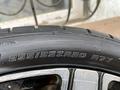 Диски r20, покрышки Falken 255/35/R20 за 200 000 тг. в Актау – фото 2