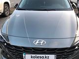 Hyundai Elantra 2023 года за 13 200 000 тг. в Алматы – фото 3
