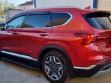 Hyundai Santa Fe 2021 года за 15 000 000 тг. в Атырау – фото 2