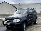 Chevrolet Niva 2013 года за 4 600 000 тг. в Семей – фото 2