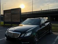 Mercedes-Benz E 200 2012 годаfor8 400 000 тг. в Алматы