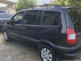 Opel Zafira 2002 года за 1 500 000 тг. в Жанаозен – фото 2