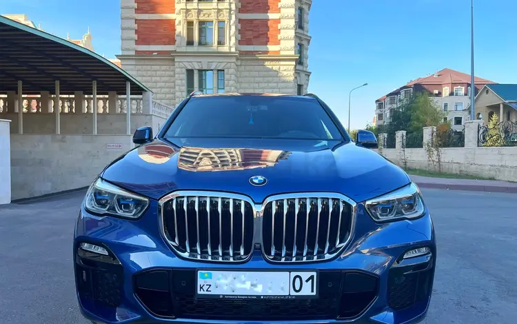 BMW X5 2019 года за 51 000 000 тг. в Астана