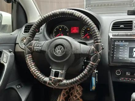 Volkswagen Polo 2014 года за 4 950 000 тг. в Актобе – фото 8