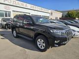 Toyota Land Cruiser Prado 2022 года за 33 000 000 тг. в Актобе