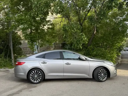 Hyundai Grandeur 2013 года за 8 500 000 тг. в Алматы – фото 16