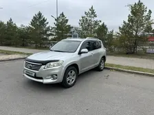 Toyota RAV4, 2010