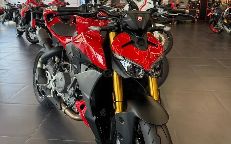 Ducati  Streetfighter V2 2026 года за 12 930 000 тг. в Алматы