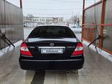 Toyota Camry 2002 года за 4 300 000 тг. в Атырау – фото 4