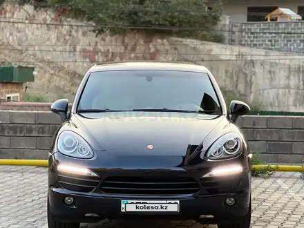 Porsche Cayenne 2013 года за 15 000 000 тг. в Алматы – фото 2