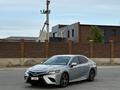 Toyota Camry 2018 года за 7 100 000 тг. в Атырау