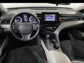 Toyota Camry 2021 года за 10 500 000 тг. в Актобе – фото 11