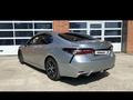 Toyota Camry 2021 года за 10 500 000 тг. в Актобе – фото 8