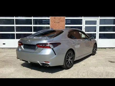 Toyota Camry 2021 года за 10 500 000 тг. в Актобе – фото 10