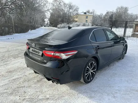 Toyota Camry 2018 года за 10 300 000 тг. в Алматы – фото 3