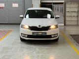 Skoda Rapid 2014 года за 3 990 000 тг. в Алматы – фото 2