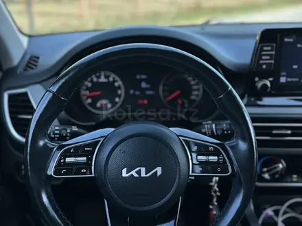 Kia Seltos 2022 года за 9 400 000 тг. в Алматы – фото 18