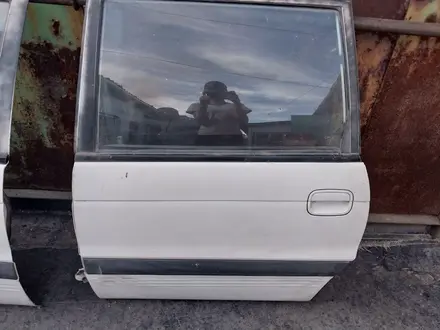 Двери на Mitsubishi space wagon за 15 000 тг. в Караганда – фото 2