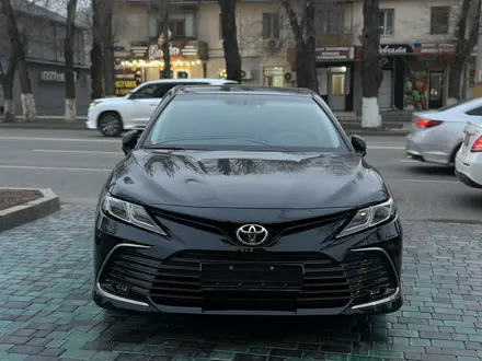 Toyota Camry 2021 года за 16 500 000 тг. в Тараз