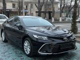 Toyota Camry 2021 года за 16 500 000 тг. в Тараз – фото 2