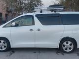 Toyota Vellfire 2011 года за 5 500 000 тг. в Атырау – фото 4