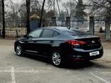 Hyundai Elantra 2020 года за 8 000 000 тг. в Алматы – фото 3