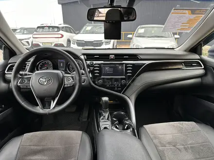 Toyota Camry 2018 года за 12 550 000 тг. в Караганда – фото 7